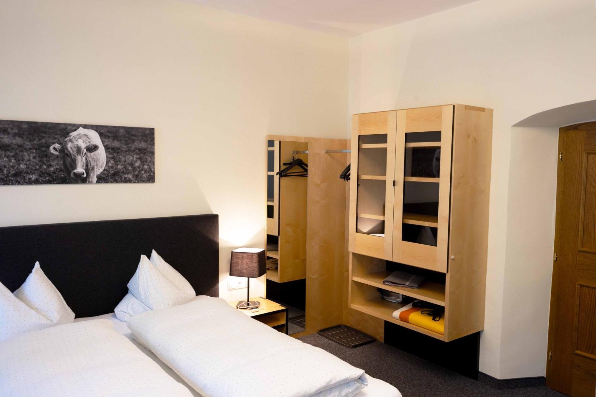 Hotel Garni Loewen Silz Екстер'єр фото