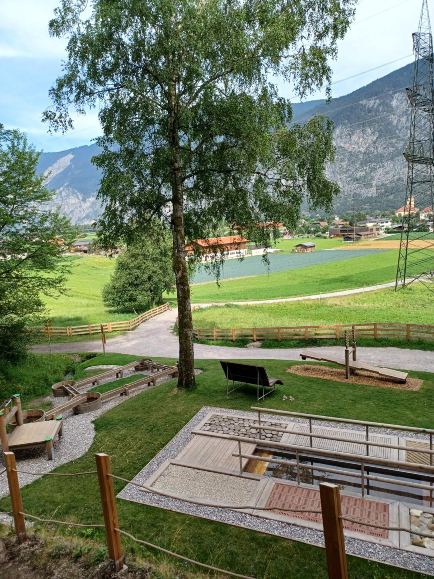 Hotel Garni Loewen Silz Екстер'єр фото